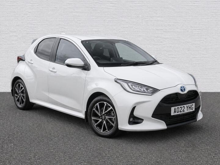 Toyota YARIS 1.5 VVT-h Design E-CVT Euro 6 (s/s) 5dr