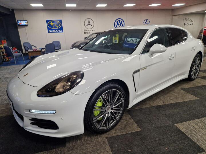 Porsche Panamera 3.0 V6 E-Hybrid S TiptronicS Euro 6 (s/s) 5dr