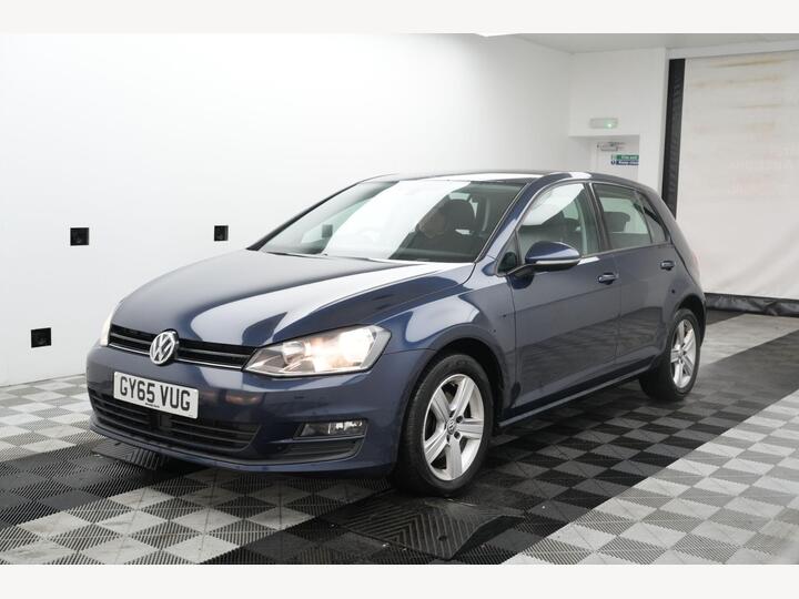 Volkswagen Golf 2.0 TDI BlueMotion Tech Match DSG Euro 6 (s/s) 5dr Volkswagen Golf 2.0 TDI BlueMotion Tech Match DSG Euro 6 (s/s) 5dr