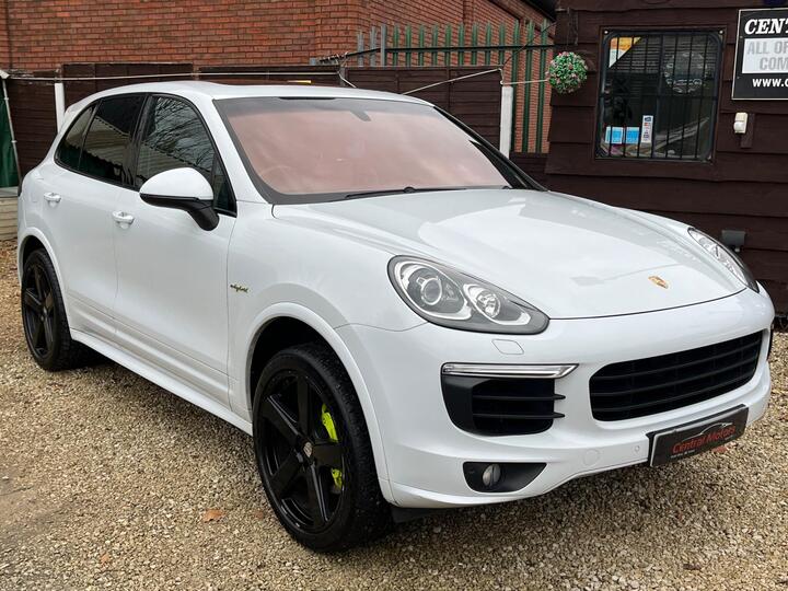 Porsche Cayenne 3.0 V6 E-Hybrid S Platinum Edition TiptronicS 4WD Euro 6 (s/s) 5dr
