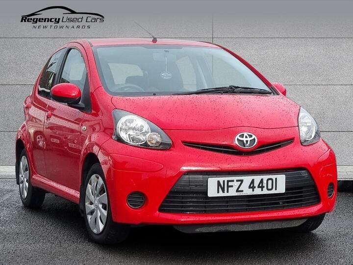 Toyota AYGO 1.0 VVT-i + Euro 5 5dr Toyota AYGO 1.0 VVT-i + Euro 5 5dr