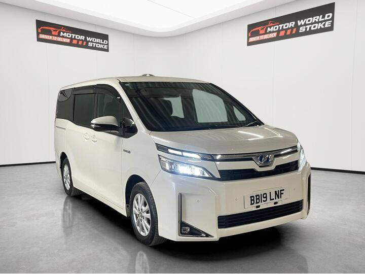 Toyota Voxy 1.8 VVT-h Hybrid 5dr