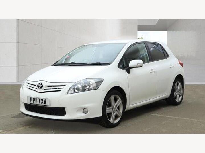 Toyota Auris 1.6 V-Matic SR Euro 5 5dr