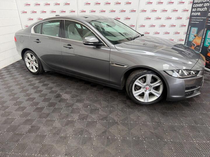 Jaguar XE 2.0d Portfolio Auto Euro 6 (s/s) 4dr