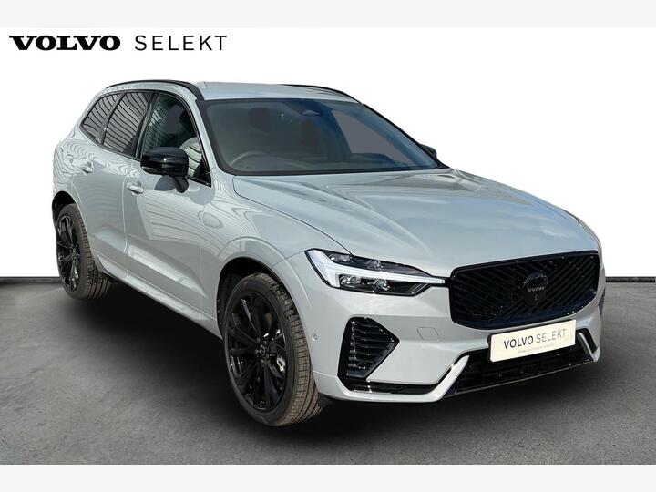 Volvo XC60 2.0 B5 MHEV Plus Black Edition Auto AWD Euro 6 (s/s) 5dr
