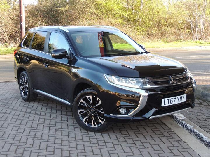 Mitsubishi Outlander 2.0h 12kWh 4h CVT 4WD Euro 6 (s/s) 5dr Mitsubishi Outlander 2.0h 12kWh 4h CVT 4WD Euro 6 (s/s) 5dr