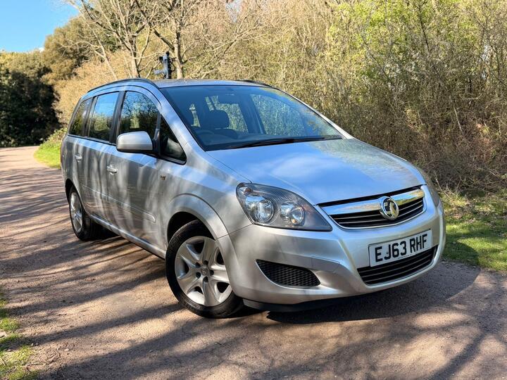 Vauxhall Zafira 1.8 16V Exclusiv Euro 5 5dr