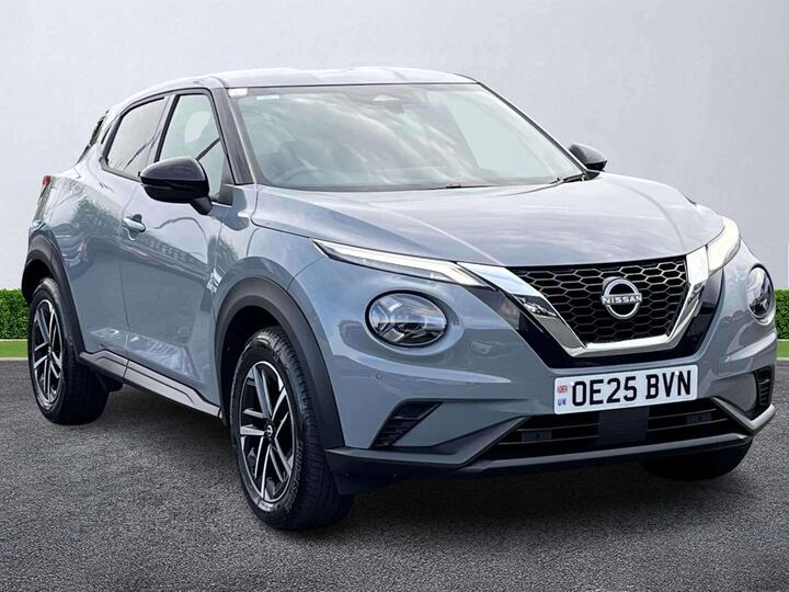 Nissan JUKE 1.0 DIG-T N-Connecta Euro 6 (s/s) 5dr
