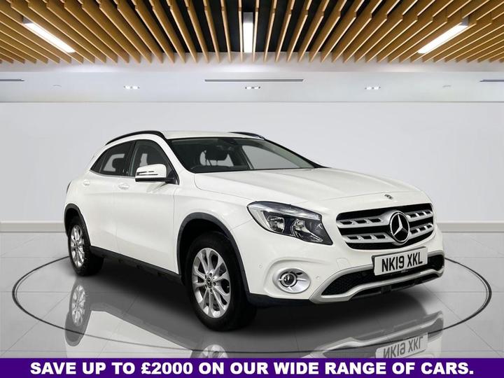 Mercedes-Benz GLA-CLASS 1.6 GLA200 SE (Executive) Euro 6 (s/s) 5dr