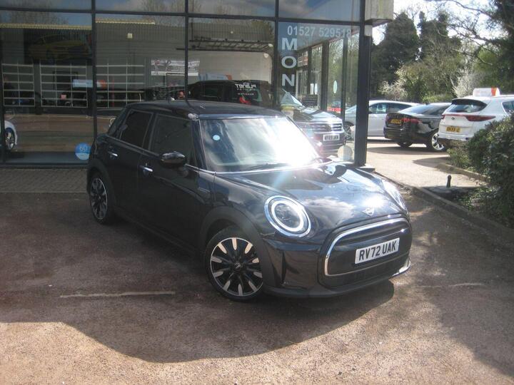 MINI HATCH 1.5 Cooper Exclusive Steptronic Euro 6 (s/s) 5dr