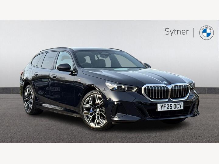 BMW 5 Series 2.0 530e 22.1kWh M Sport Touring Steptronic Euro 6 (s/s) 5dr BMW 5 Series 2.0 530e 22.1kWh M Sport Touring Steptronic Euro 6 (s/s) 5dr