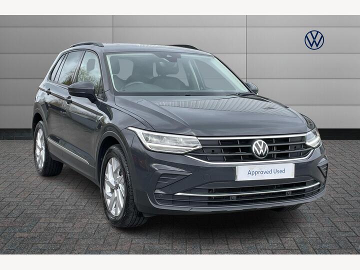 Volkswagen Tiguan 1.5 TSI Life Euro 6 (s/s) 5dr