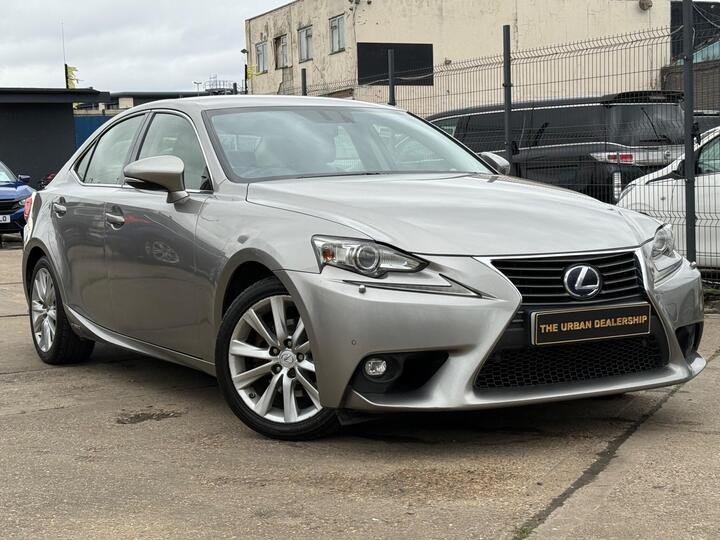 Lexus IS 2.5 300h Executive Edition E-CVT Euro 5 (s/s) 4dr