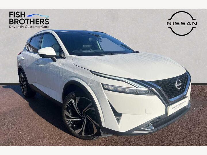 Nissan Qashqai 1.3 DIG-T MHEV Tekna+ Euro 6 (s/s) 5dr Nissan Qashqai 1.3 DIG-T MHEV Tekna+ Euro 6 (s/s) 5dr