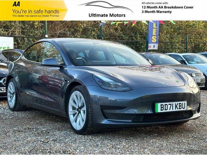 Tesla Model 3 Standard Range Plus Auto RWD 4dr