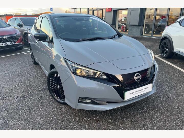 Nissan Leaf 39kWh N-Connecta Auto 5dr