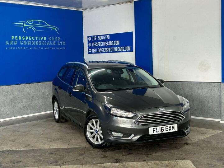 Ford FOCUS 1.6 Titanium Powershift Euro 6 5dr