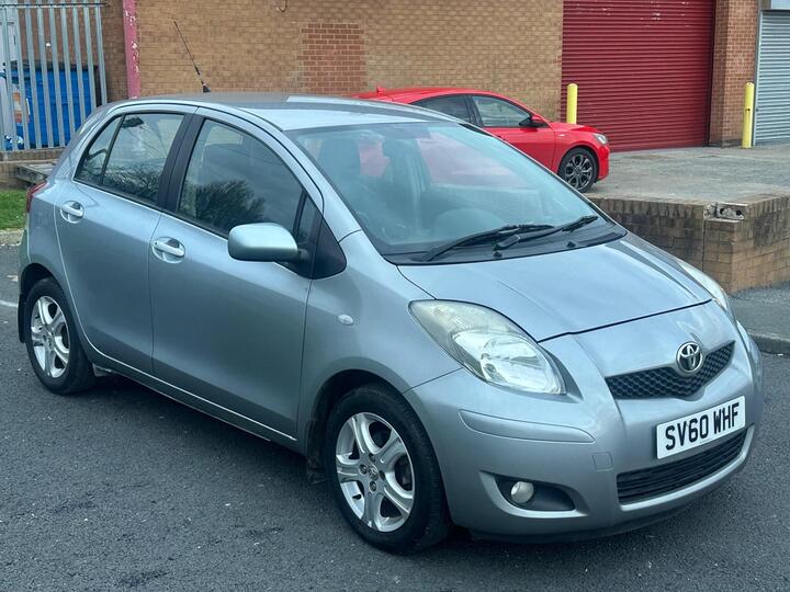 Toyota Yaris 1.33 Dual VVT-i TR Euro 4 (s/s) 5dr