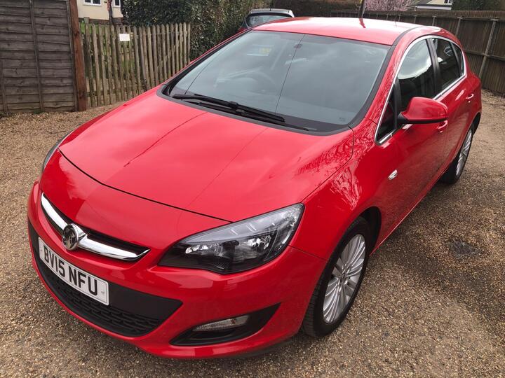 Vauxhall Astra 1.4i Excite Euro 6 5dr