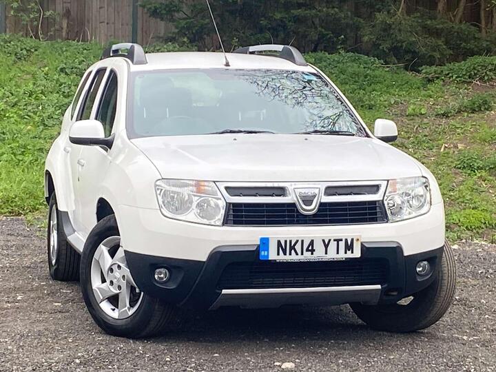 Dacia Duster 1.5 DCi Laureate Euro 5 5dr Dacia Duster 1.5 DCi Laureate Euro 5 5dr