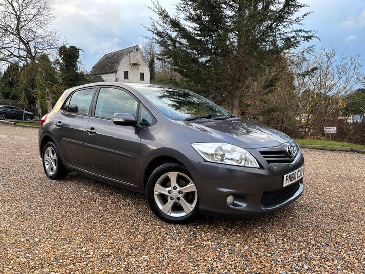 Toyota Auris 1.33 Dual VVT-i TR Euro 4 (s/s) 5dr