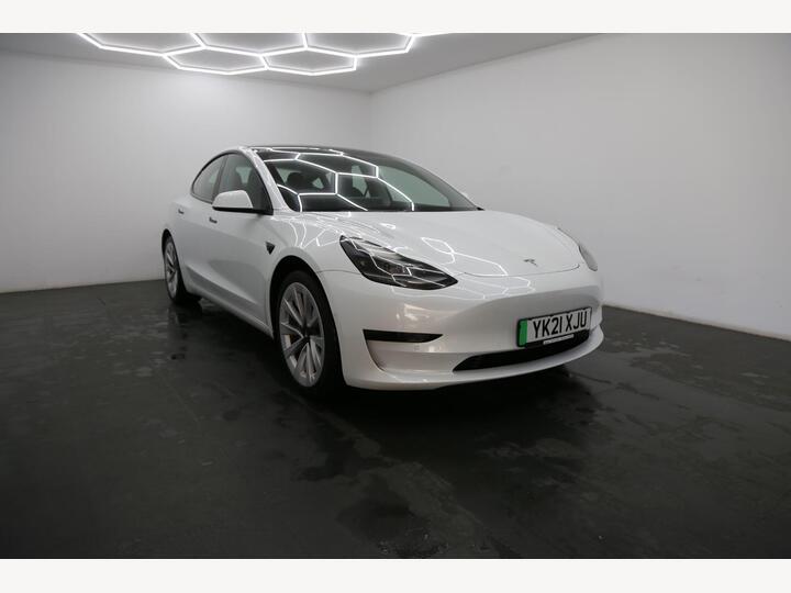 Tesla Model 3 Standard Range Plus Auto RWD 4dr