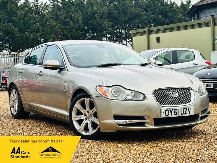 Jaguar XF 3.0d V6 Luxury Auto Euro 5 4dr