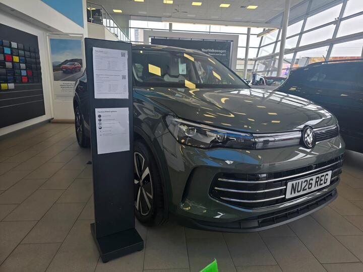 Volkswagen Tiguan 2.0 TDI Elegance DSG Euro 6 (s/s) 5dr