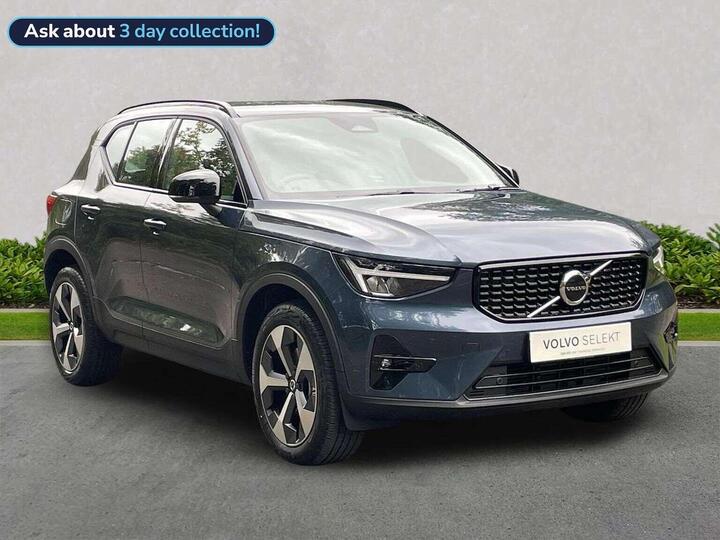 Volvo XC40 2.0 B3 MHEV Plus Dark DCT Auto Euro 6 (s/s) 5dr