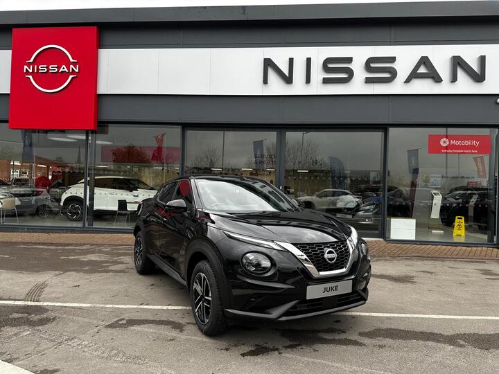 Nissan Juke 1.6 N-Connecta Auto Euro 6 5dr