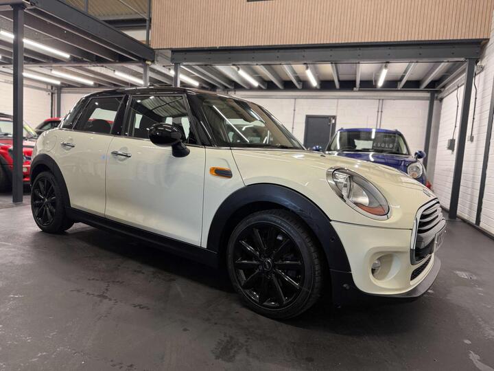 MINI Hatch 1.5 Cooper D Auto Euro 6 (s/s) 5dr