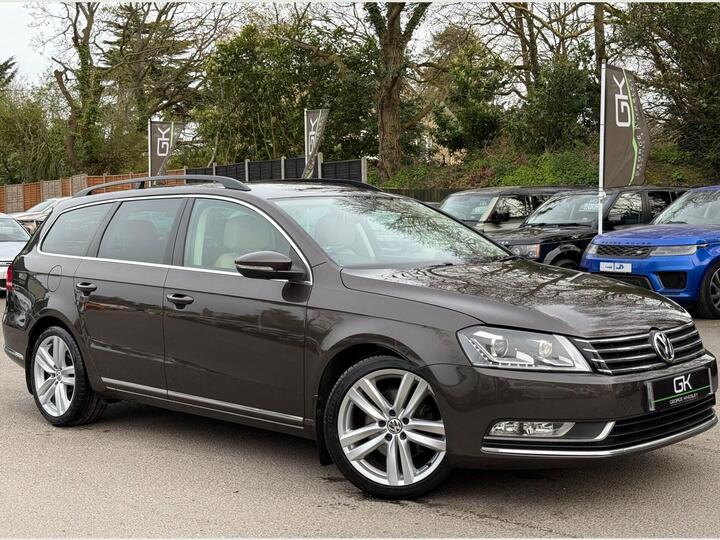 Volkswagen Passat 2.0 TDI BlueMotion Tech Executive Style DSG Euro 5 (s/s) 5dr
