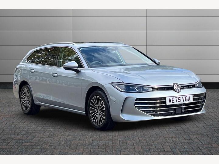 Volkswagen Passat 1.5 TSI EHybrid 19.7kWh Elegance DSG Euro 6 (s/s) 5dr