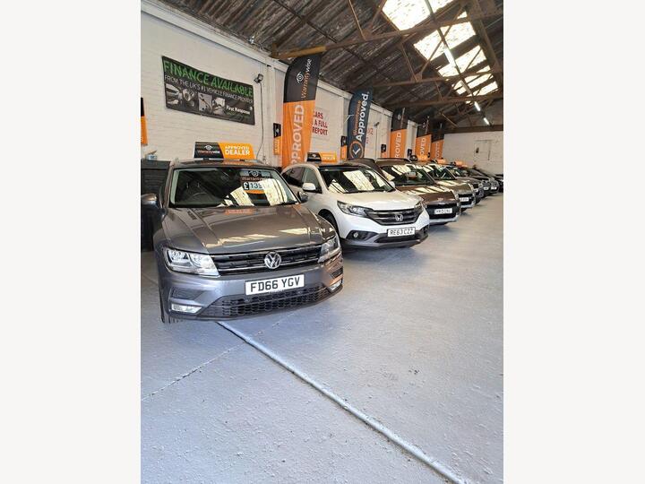 Volvo XC60 2.0 D4 SE Nav Euro 6 (s/s) 5dr