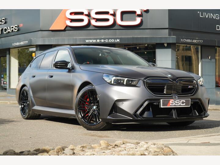 BMW M5 4.4 22.1kWh Touring Steptronic XDrive Euro 6 (s/s) 5dr
