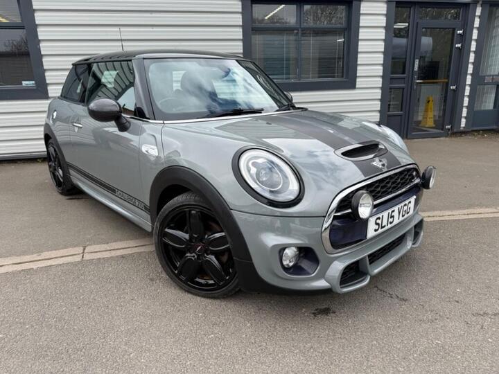 MINI Hatchback 2.0 Challenge 210 Euro 6 (s/s) 3dr