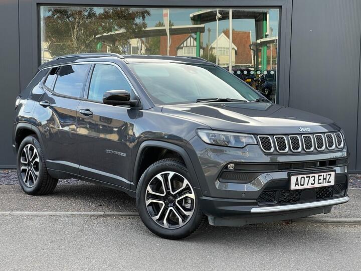 Jeep Compass 1.3 GSE T4 11.4kWh Limited Auto 4xe Euro 6 (s/s) 5dr Jeep Compass 1.3 GSE T4 11.4kWh Limited Auto 4xe Euro 6 (s/s) 5dr