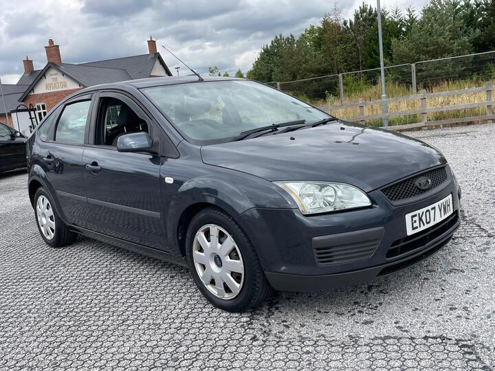 Ford Focus 1.6 LX 5dr