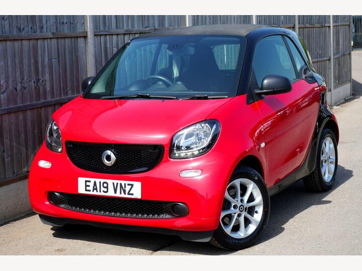 Smart Fortwo 1.0 Passion Twinamic Euro 6 (s/s) 2dr Smart Fortwo 1.0 Passion Twinamic Euro 6 (s/s) 2dr