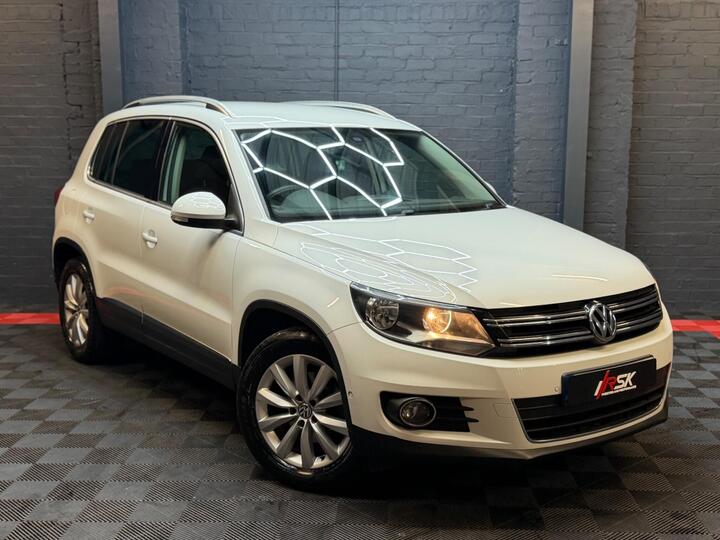 Volkswagen Tiguan 2.0 TDI BlueMotion Tech Match 2WD Euro 5 (s/s) 5dr