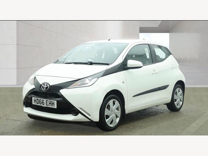 Toyota AYGO 1.0 VVT-i X-play Euro 6 5dr