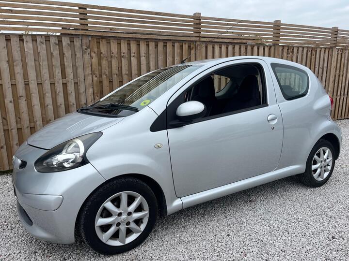 Toyota AYGO 1.0 VVT-i Platinum Euro 4 3dr