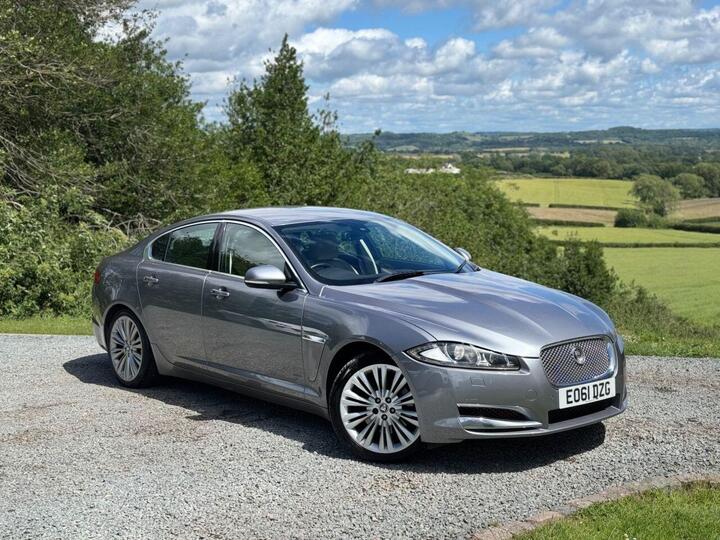Jaguar XF 2.2d Premium Luxury Auto Euro 5 (s/s) 4dr