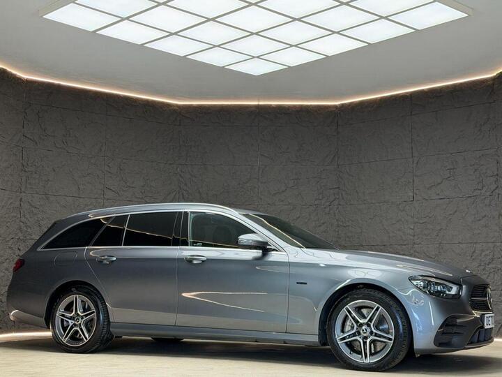 Mercedes-Benz E-CLASS 2.0 E300de 13.5kWh AMG Line (Premium) G-Tronic+ Euro 6 (s/s) 5dr
