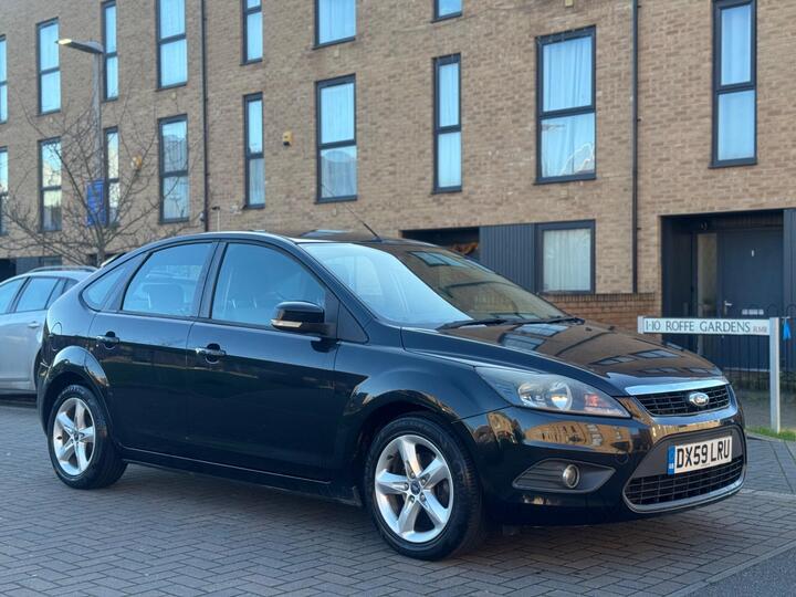 Ford Focus 1.6 Zetec 5dr