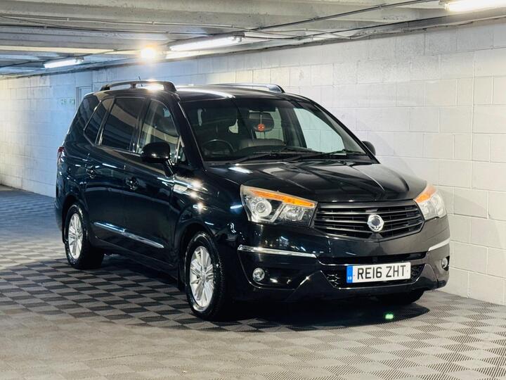 SsangYong Turismo 2.2D EX T-Tronic Euro 6 5dr