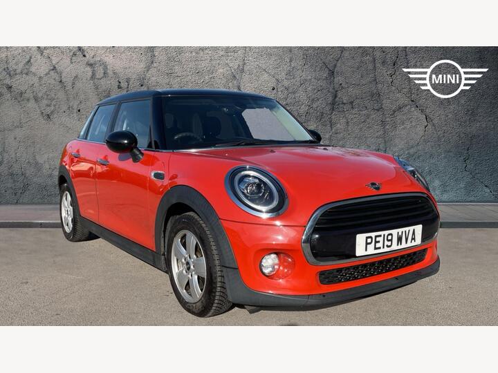 MINI Hatch 1.5 Cooper Classic Steptronic Euro 6 (s/s) 5dr