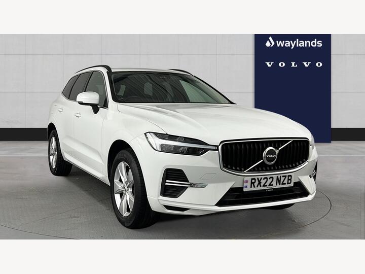 Volvo XC60 2.0 B5 MHEV Momentum Auto Euro 6 (s/s) 5dr