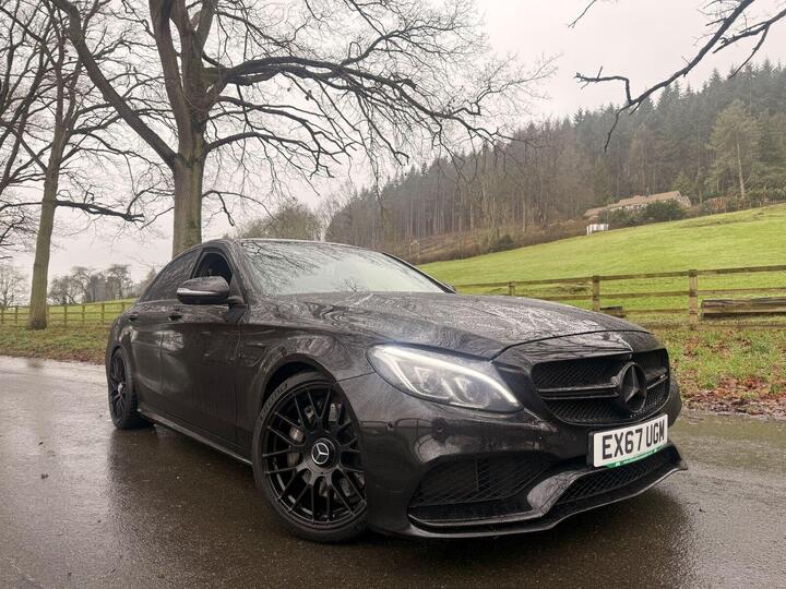 Mercedes-Benz C Class 4.0 C63 V8 BiTurbo AMG (Premium) SpdS MCT Euro 6 (s/s) 4dr Mercedes-Benz C Class 4.0 C63 V8 BiTurbo AMG (Premium) SpdS MCT Euro 6 (s/s) 4dr