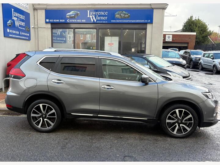 Nissan X-Trail 1.7 DCi Tekna Euro 6 (s/s) 5dr Nissan X-Trail 1.7 DCi Tekna Euro 6 (s/s) 5dr